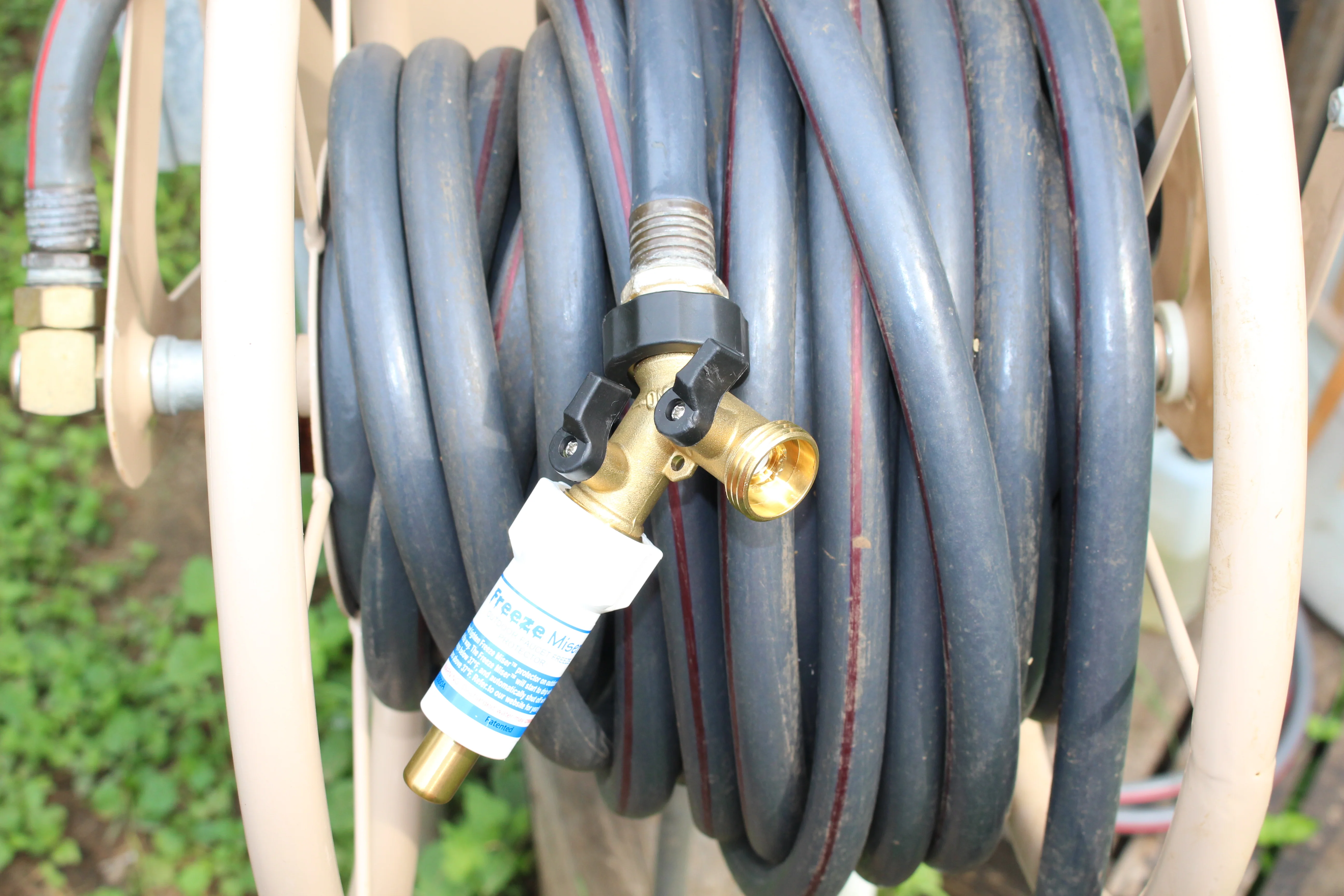 Y Valve with Shut-Off - Image 6